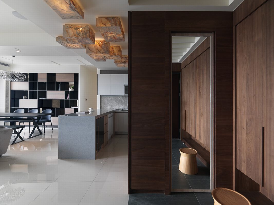 White Layer|白色層敘