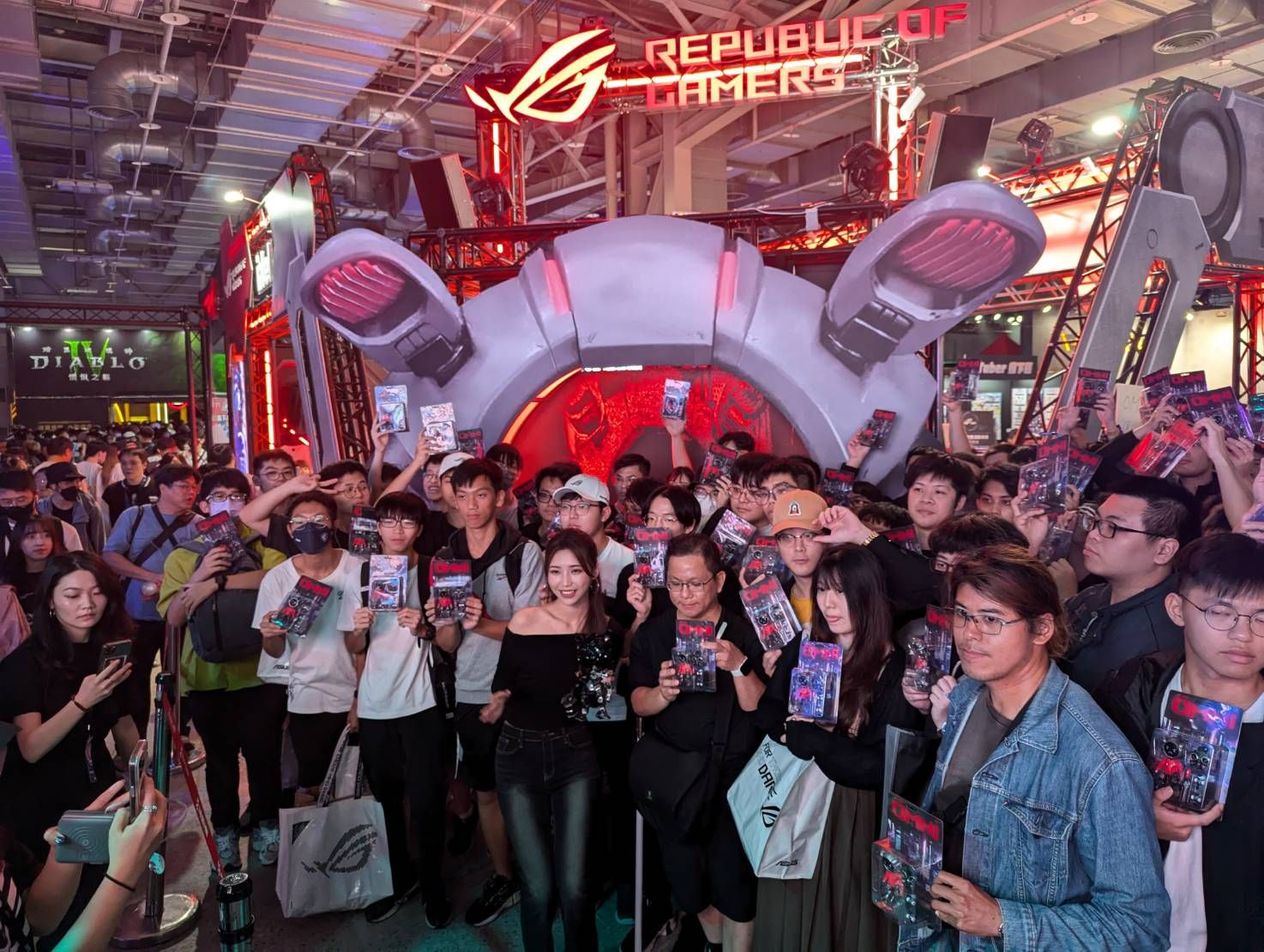 ROG 玩家大合照 2