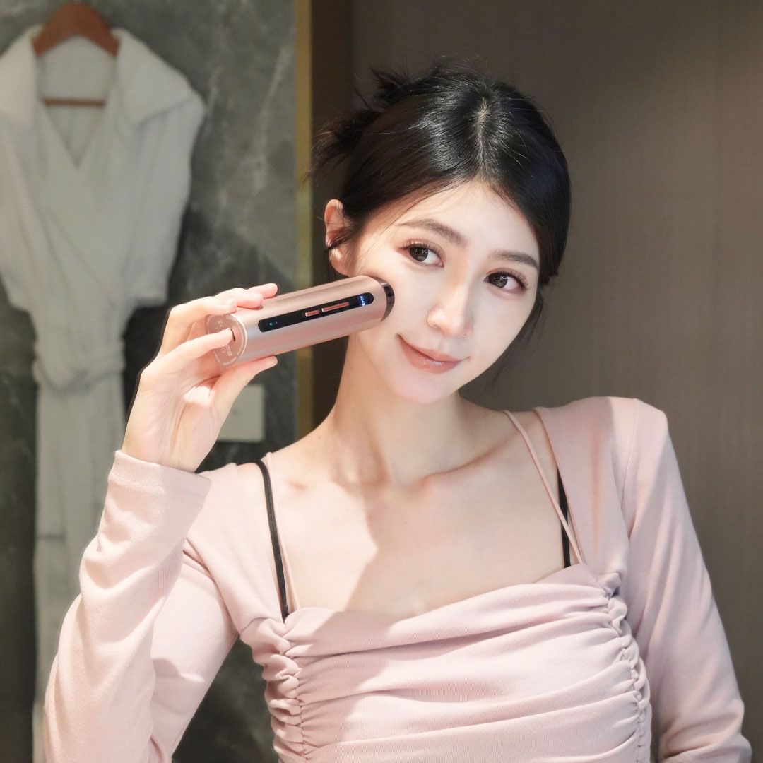 美之選白皇后RF美容儀使用評比：好用、好拿、改善暗沉、提亮美白肌膚的效果很好